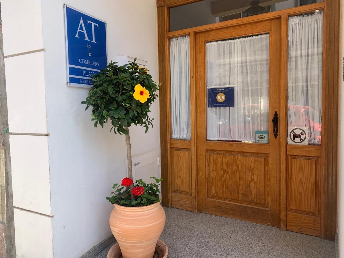 Apartamentos Nerjaluna Εξωτερικό φωτογραφία