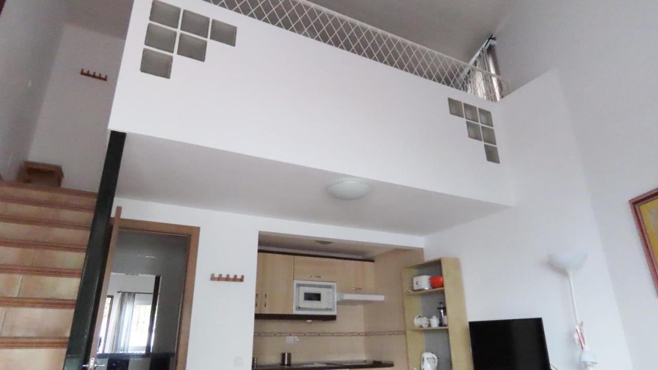 Apartamentos Nerjaluna Εξωτερικό φωτογραφία