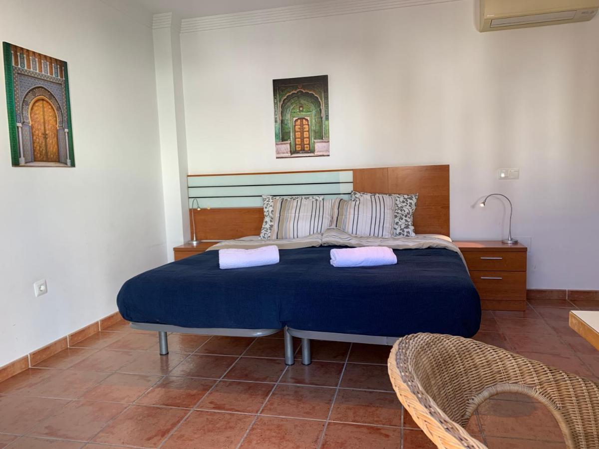 Apartamentos Nerjaluna Εξωτερικό φωτογραφία