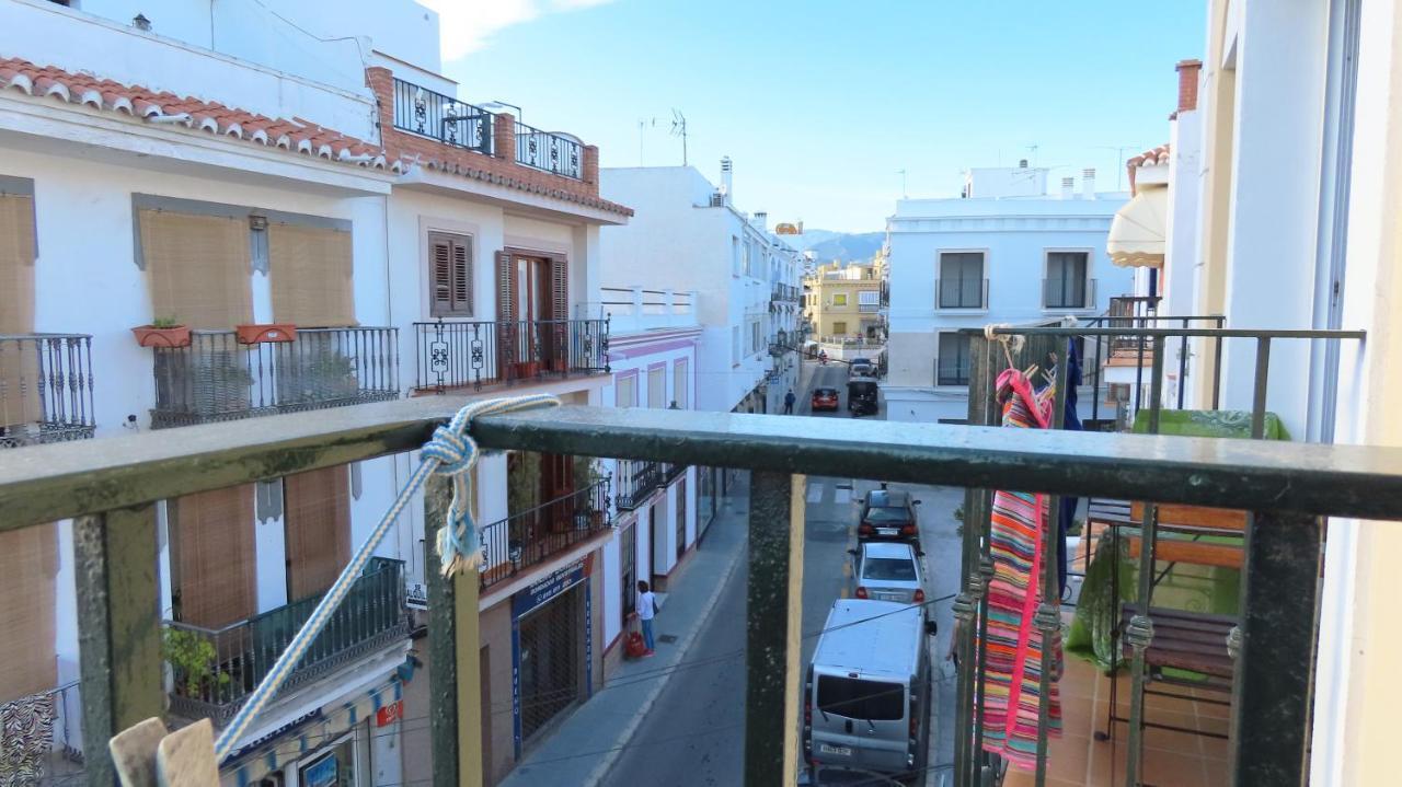 Apartamentos Nerjaluna Εξωτερικό φωτογραφία